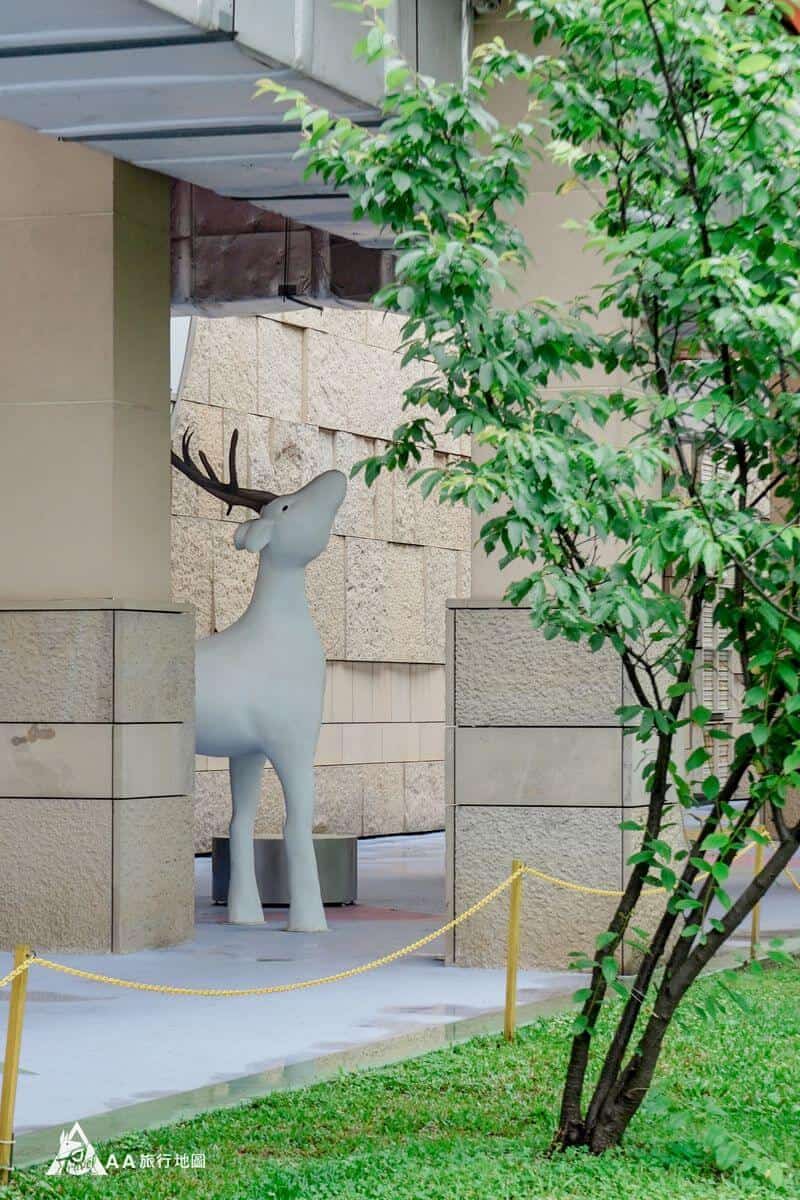 大江購物中心GBF特色景觀室外白鹿